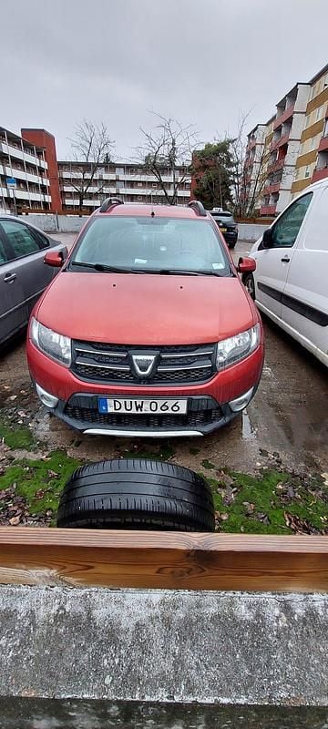 Begagnad 2015 Dacia Sandero Stepway Kombi | 41 500 kr (Bra pris) - Bild 1/4
