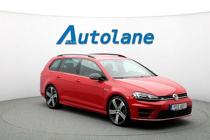 Röd Begagnad 2016 VW Golf VII R Kombi | 279 900 kr (Dyr) - Bild 1/3