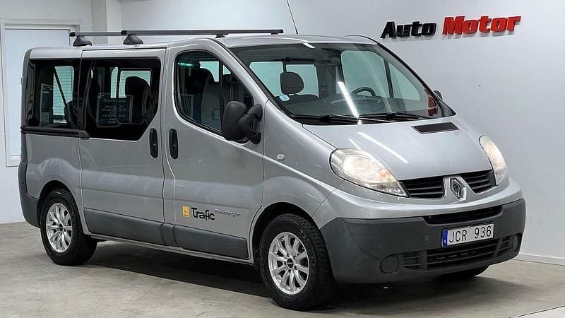 Silver Begagnad 2011 Renault Trafic Van | 99 900 kr (Dyr) - Bild 1/3