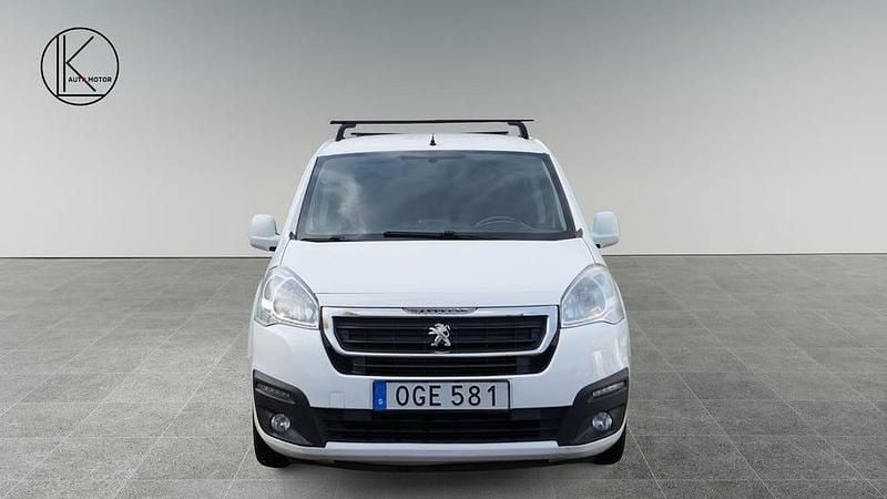 Begagnad Peugeot Partner 99 HK (72 kW) 2016 Vit Minibuss