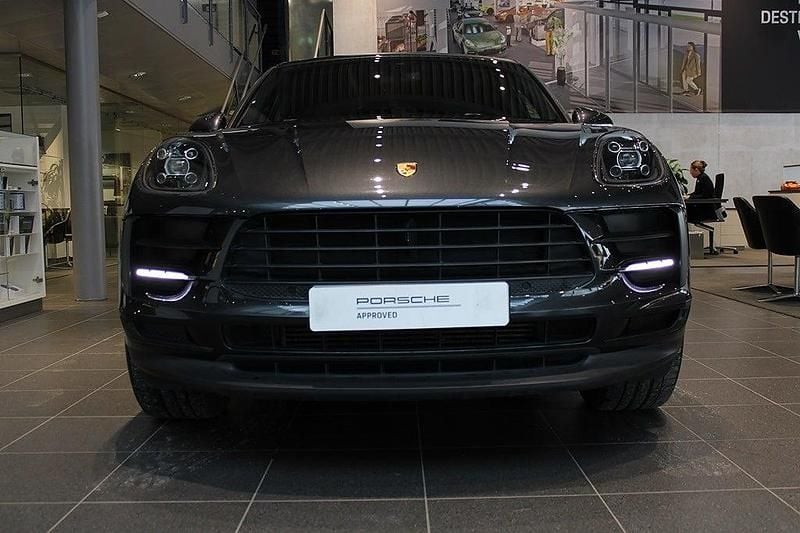 Begagnad Porsche Macan 245 HK (180 kW) 2019 Grå SUV