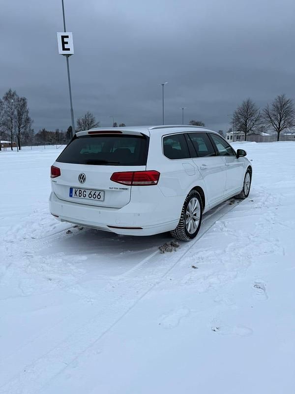 Begagnad VW Passat 150 HK (110 kW) 2016
