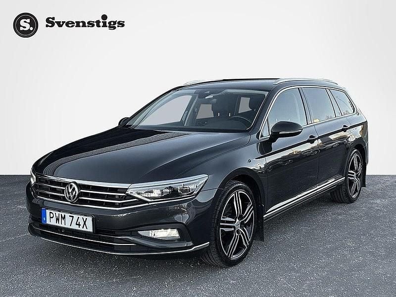 Grå Begagnad 2019 VW Passat GT Kombi | 225 000 kr (Marknadspris) - Bild 1/4