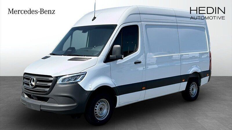 Vit (white) Ny 2025 Mercedes Sprinter Van | 687 375 kr (Marknadspris) - Bild 1/4