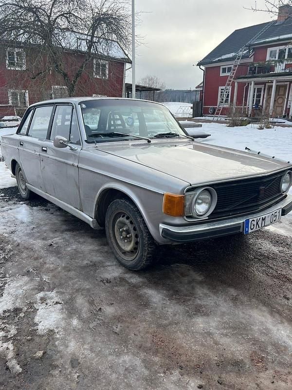 Begagnad Volvo 144 82 HK (60 kW) 1973 Grå