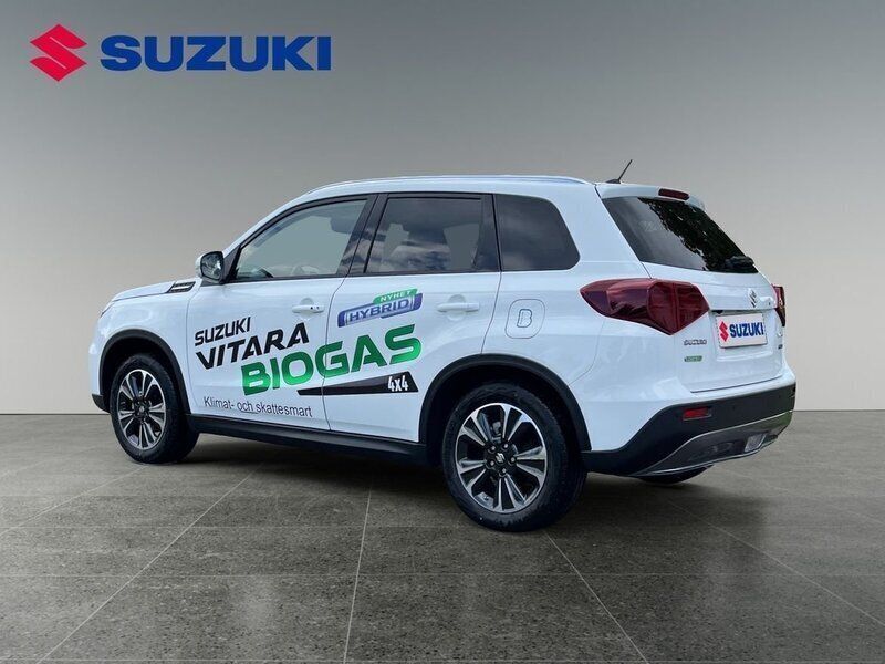 Begagnad Suzuki Vitara 116 HK (85 kW) 2023 Vit SUV