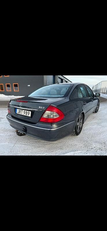 Begagnad Mercedes E200 163 HK (119 kW) 2009