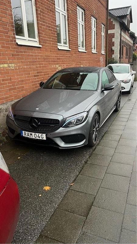 Grå Begagnad 2017 Mercedes C43 AMG AMG line Sedan | 350 000 kr (Dyr) - Bild 1/2