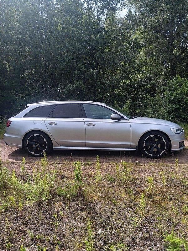 Silver Begagnad 2015 Audi A6 Kombi | 150 000 kr (Bra pris) - Bild 1/4