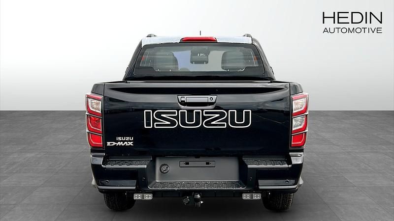 Begagnad Isuzu D-Max 163 HK (119 kW) 2024 Svart Pickup