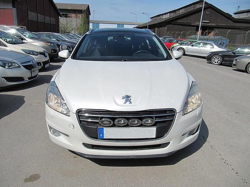 Begagnad Peugeot 508 SW 204 HK (150 kW) 2012 Vit Kombi