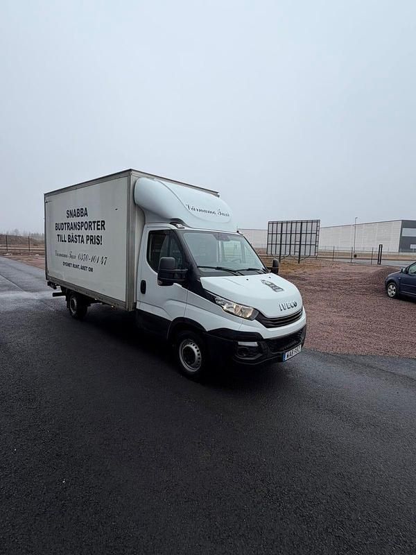 Begagnad Iveco Daily 156 HK (114 kW) 2019