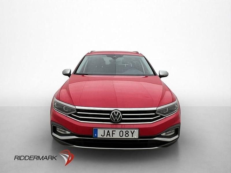 Begagnad VW Passat Alltrack GT 200 HK (147 kW) 2023 Röd Kombi