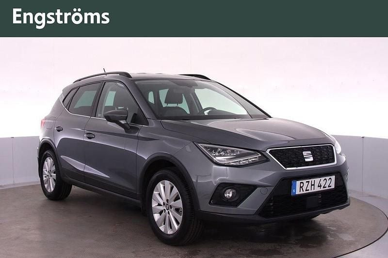 Grå Begagnad 2018 Seat Arona SUV | 135 000 kr (Marknadspris) - Bild 1/4