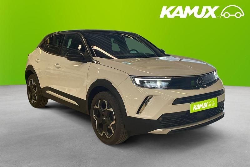 Vit Begagnad 2023 Opel Mokka Ultimate SUV | 188 900 kr (Marknadspris) - Bild 1/4