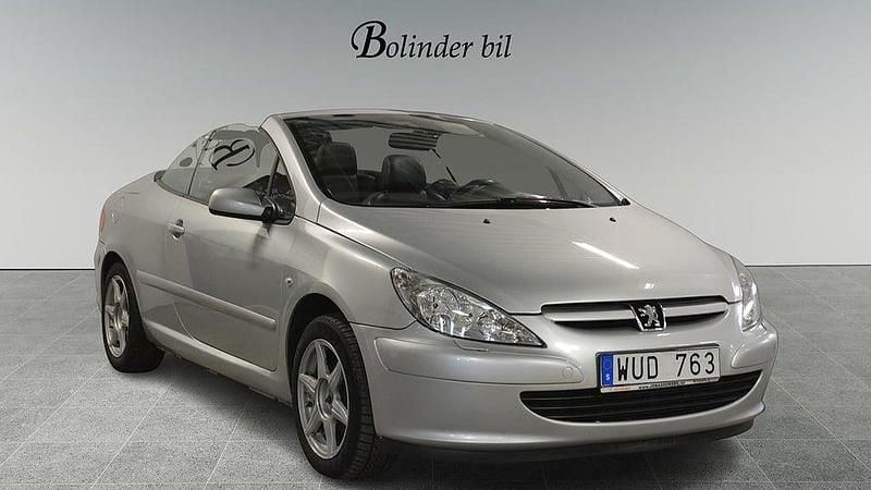 Ljusgrå Begagnad 2005 Peugeot 307 CC Cab | 38 900 kr (Marknadspris) - Bild 1/4