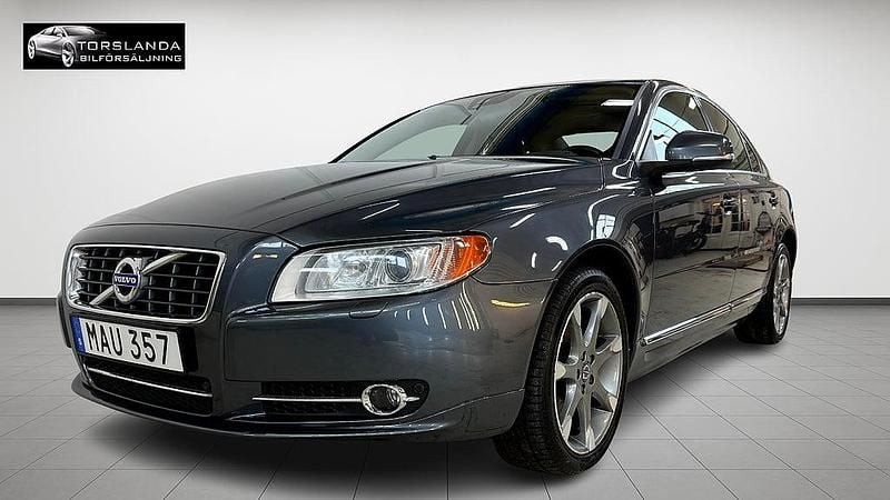 Begagnad Volvo S80 Summum 166 HK (122 kW) 2011 Grå Sedan