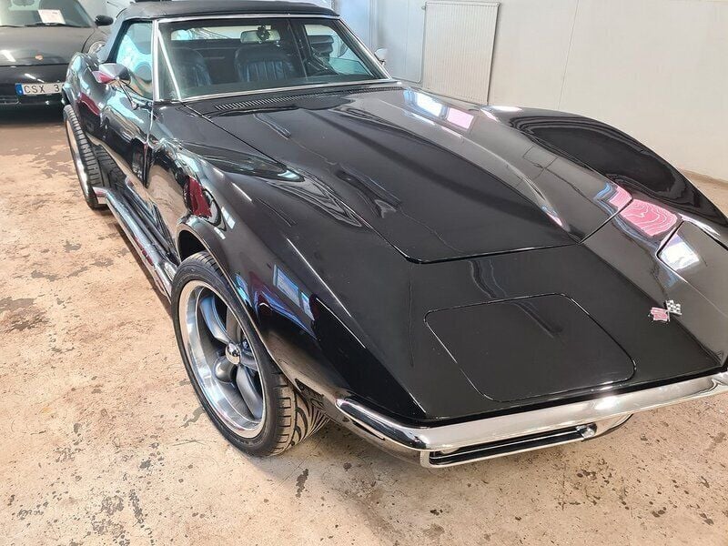 Begagnad Chevrolet Corvette Stingray 355 HK (261 kW) 1968 Svart Cab