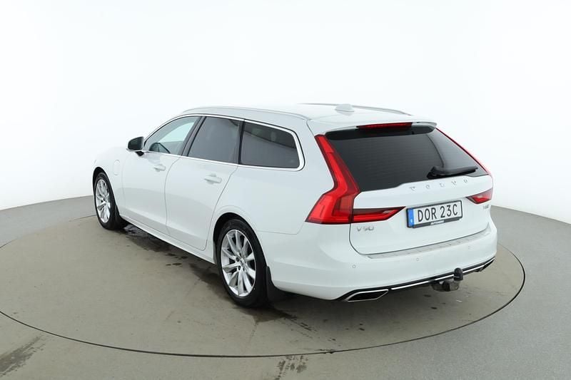 Begagnad Volvo V90 Inscription 397 HK (291 kW) 2020 Vit Kombi