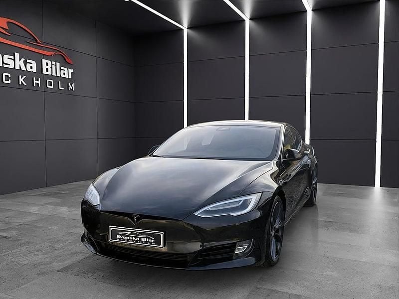 Svart Begagnad 2016 Tesla Model S Halvkombi | 479 900 kr - Bild 1/4