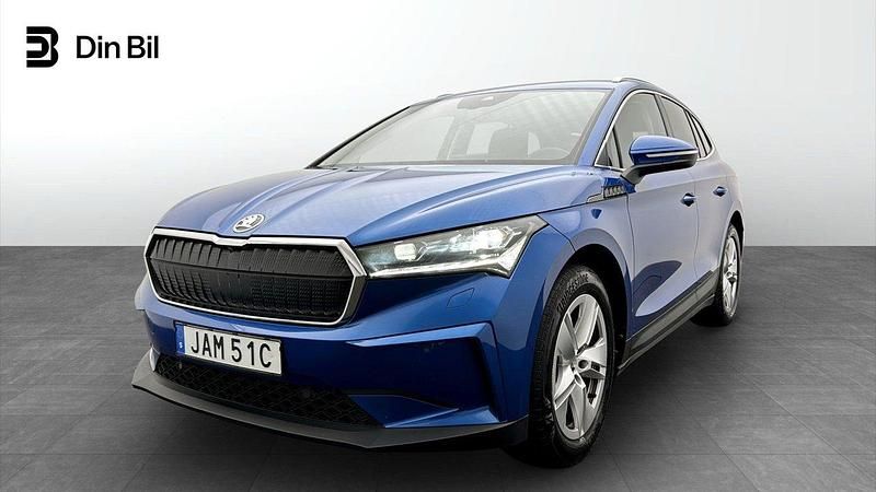 Blå Begagnad 2023 Skoda Enyaq iV SUV | 439 900 kr (Marknadspris) - Bild 1/4