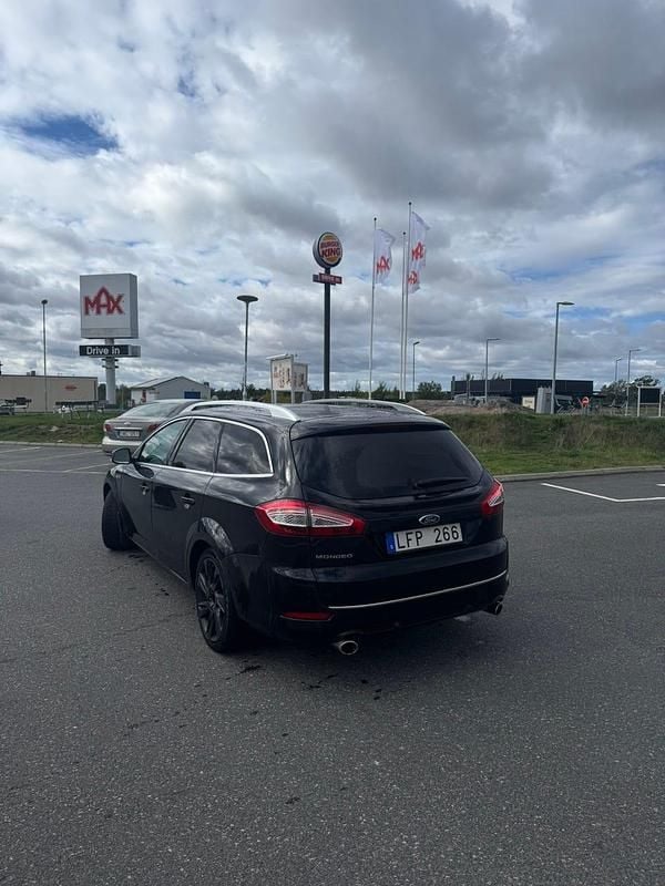 Begagnad Ford Mondeo 200 HK (147 kW) 2011 Kombi