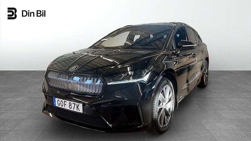 Svart (black magic metallic) Begagnad 2022 Skoda Enyaq iV SportLine SUV | 403 900 kr (Marknadspris) - Bild 1/4
