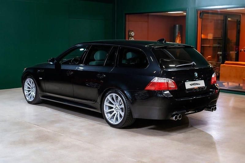 Begagnad BMW M5 Shadowline 507 HK (372 kW) 2007 Svart Kombi