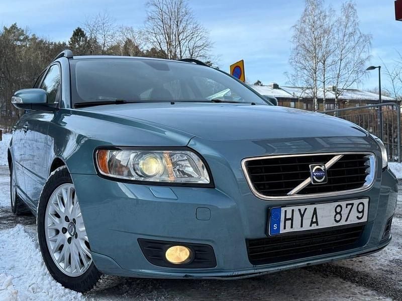 Begagnad Volvo V50 136 HK (100 kW) 2008 Blå Kombi