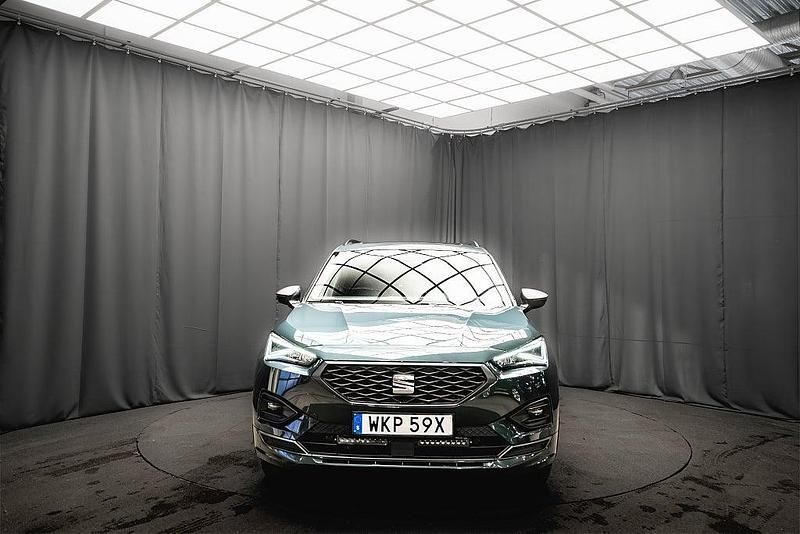 Begagnad Seat Tarraco 4Drive 200 HK (147 kW) 2022 Grön SUV