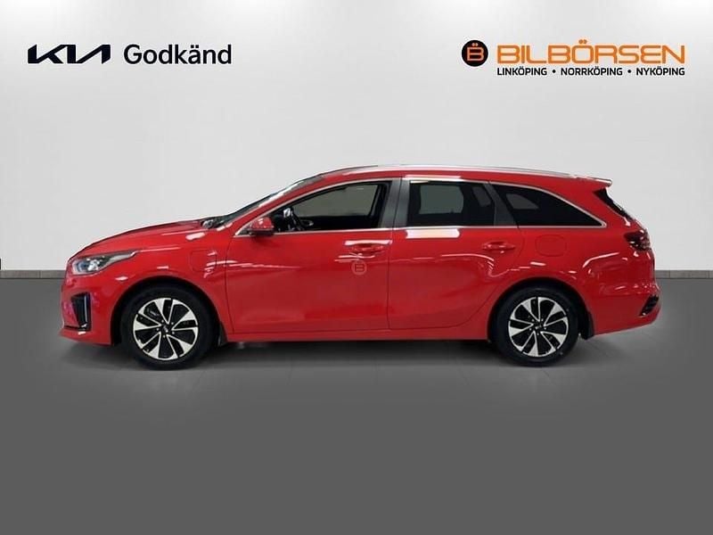 Begagnad Kia Ceed Sportswagon Advance 105 HK (77 kW) 2020 Röd Kombi