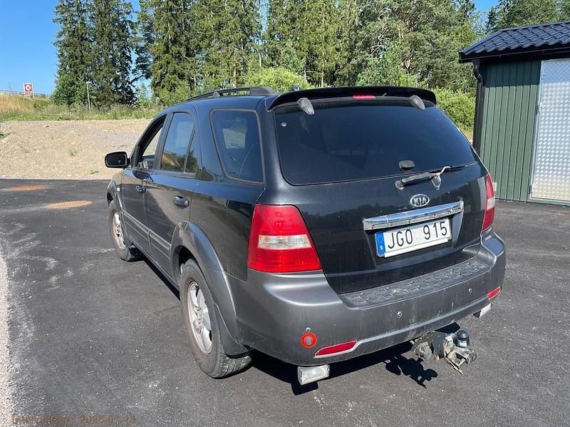 Svart Begagnad 2006 Kia Sorento 2 SUV | 44 500 kr (Marknadspris) - Bild 1/2
