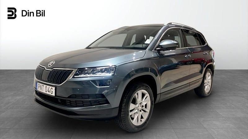 Grå Begagnad 2021 Skoda Karoq Style SUV | 259 500 kr (Bra pris) - Bild 1/4