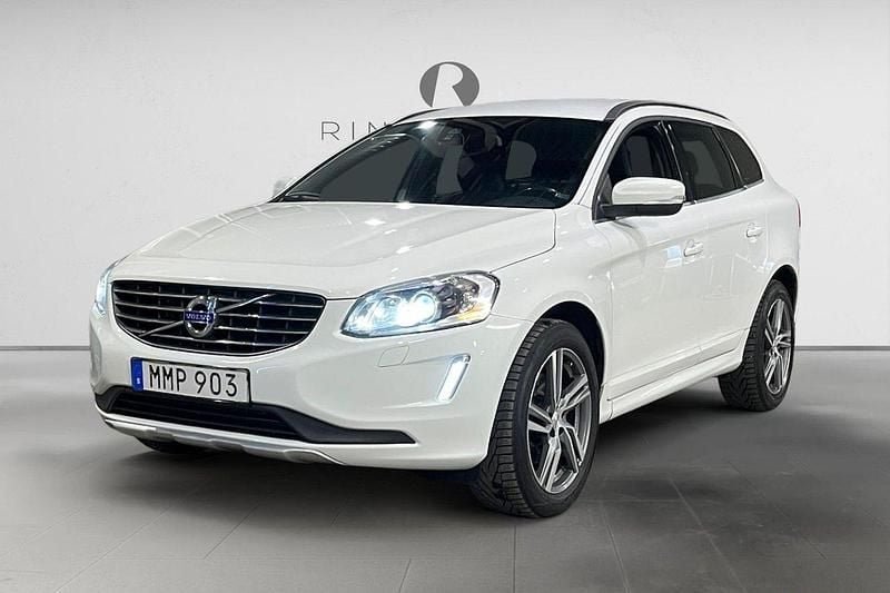 Vit Begagnad 2014 Volvo XC60 Momentum SUV | 99 900 kr (Bra pris) - Bild 1/3