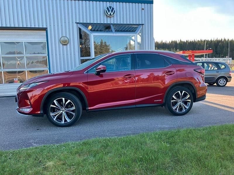 Begagnad Lexus RX450h Executive Line 313 HK (230 kW) 2019 Röd SUV