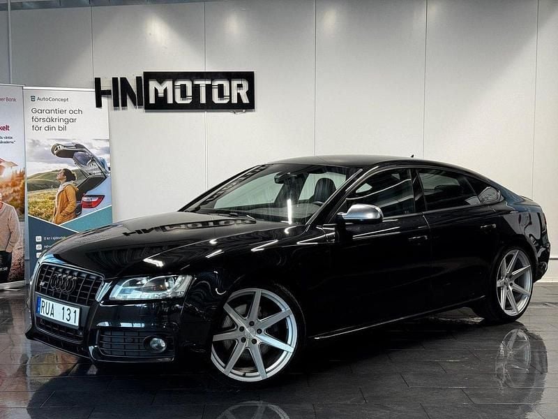 Svart Begagnad 2011 Audi S5 Sportback Comfort Halvkombi | 169 900 kr (Marknadspris) - Bild 1/4