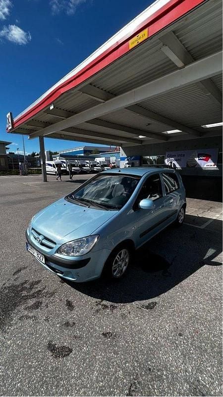 Blå Begagnad 2008 Hyundai Getz Halvkombi | 25 000 kr (Marknadspris) - Bild 1/4