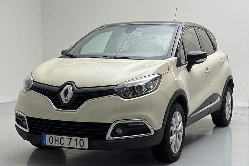 Begagnad 2017 Renault Captur Dynamique SUV | 99 800 kr (Superpris) - Bild 1/4