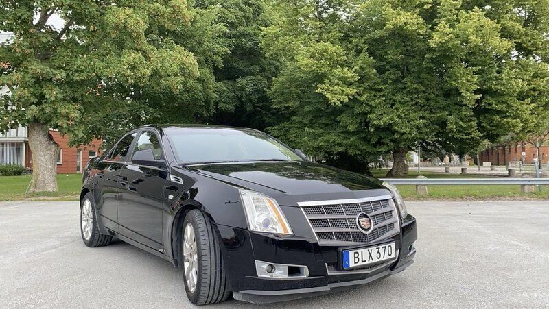 Svart Begagnad 2008 Cadillac CTS Sedan | 110 000 kr - Bild 1/4
