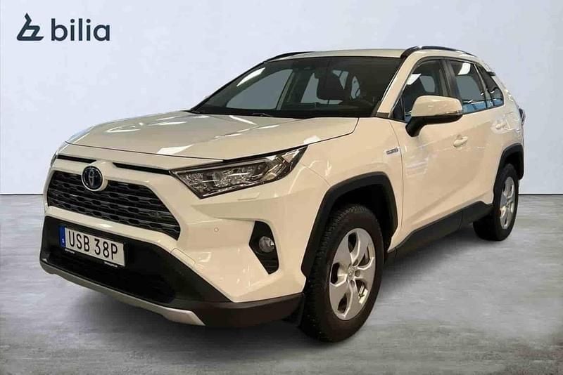 Vit Begagnad 2019 Toyota RAV4 Hybrid SUV | 299 900 kr (Marknadspris) - Bild 1/1
