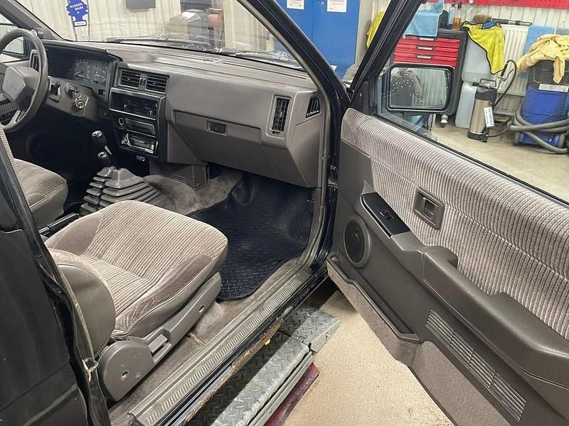 Begagnad Nissan Terrano 150 HK (110 kW) 1992 SUV