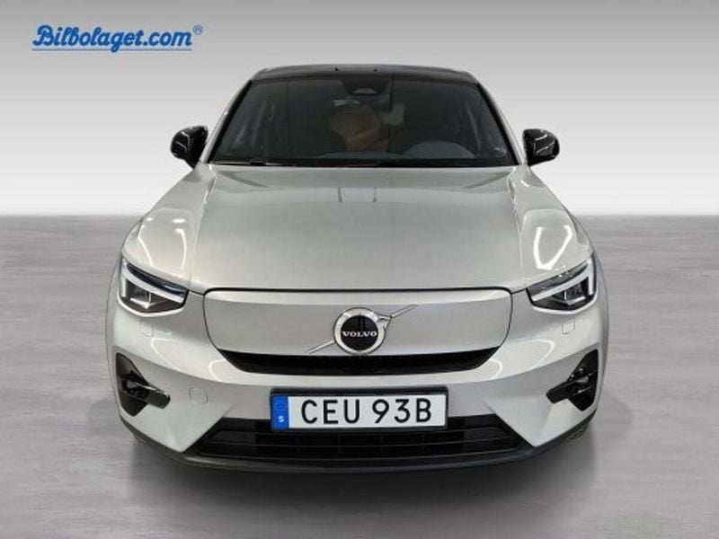 Silver Begagnad 2023 Volvo C40 Plus SUV | 369 500 kr (Marknadspris) - Bild 1/4