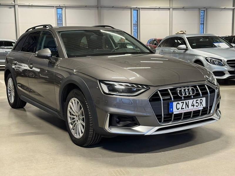 Begagnad Audi A4 Allroad Comfort 190 HK (139 kW) 2019 Grå Kombi