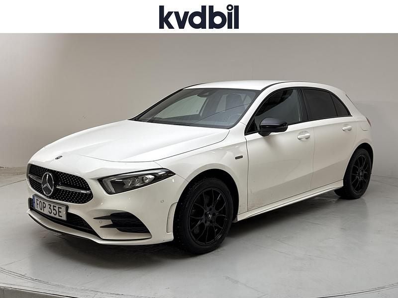 Vit Begagnad 2020 Mercedes A250 | 230 000 kr (Superpris) - Bild 1/3