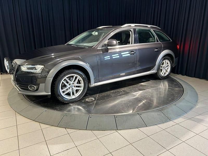 Begagnad Audi A4 Allroad 150 HK (110 kW) 2014 Grå Kombi