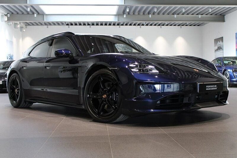 Okänd Ny 2024 Porsche Taycan 4S Sport Turismo Sedan | 2 051 300 kr - Bild 1/4