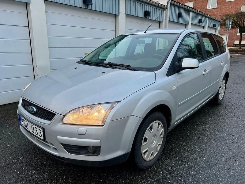 Begagnad 2008 Ford Focus Kombi | 24 500 kr (Marknadspris) - Bild 1/4