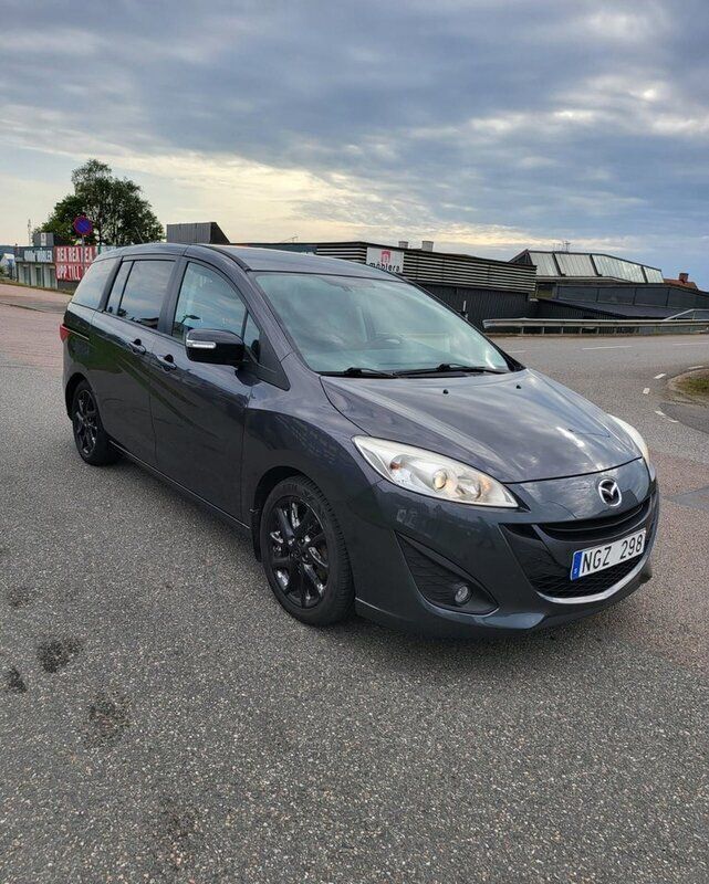 Grå Begagnad 2013 Mazda 5 Minibuss | 79 900 kr - Bild 1/4