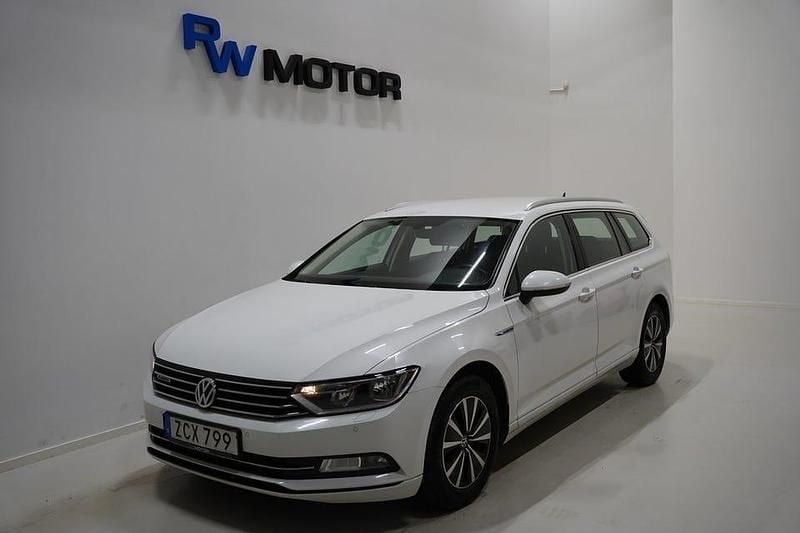Begagnad VW Passat 150 HK (110 kW) 2017 Vit Kombi
