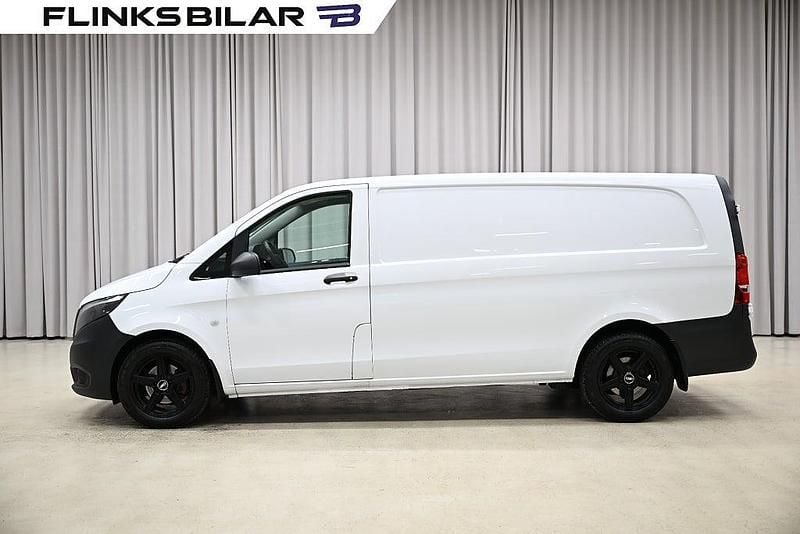 Vit Begagnad 2020 Mercedes Vito Van | 218 750 kr (Superpris) - Bild 1/4